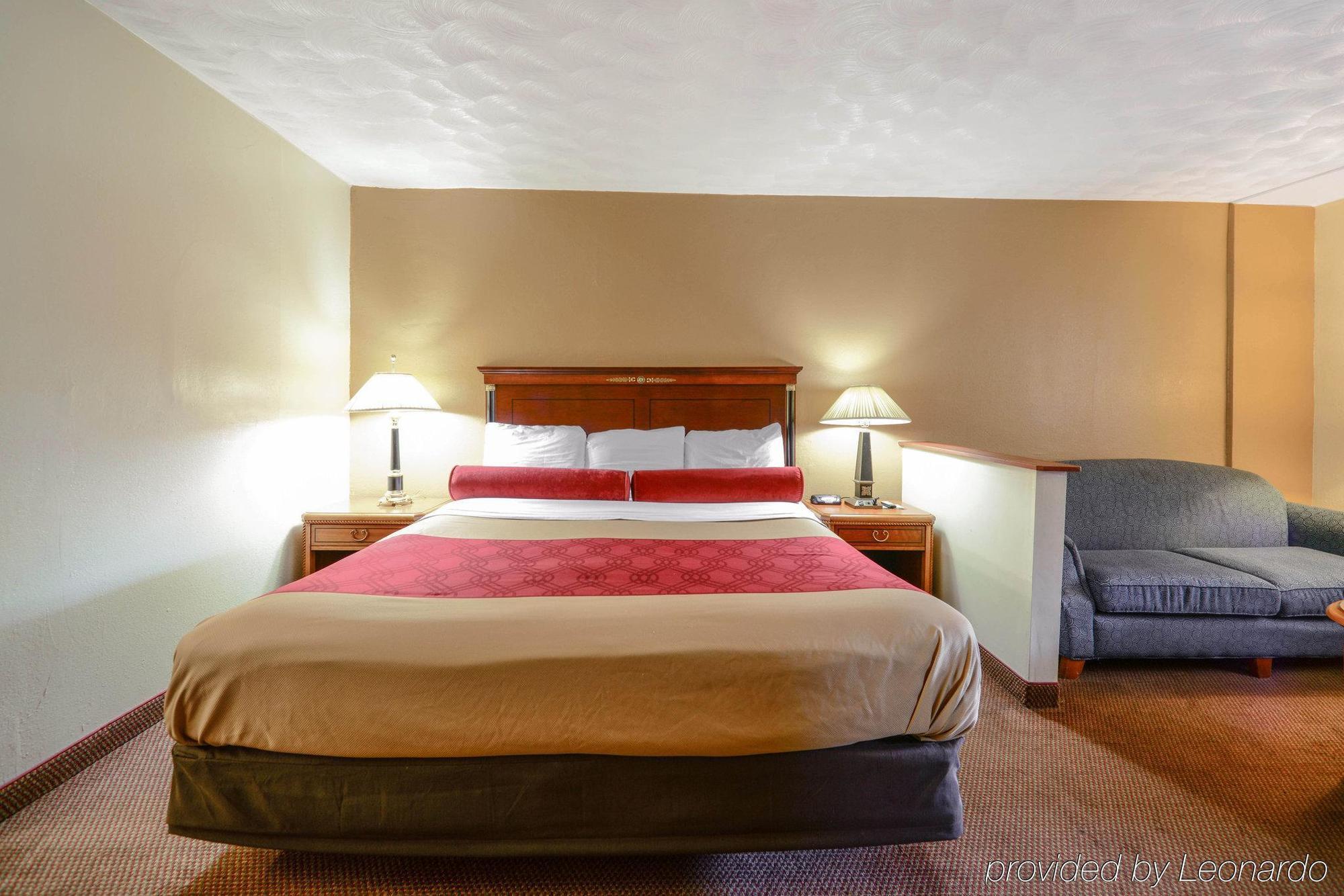 Econo Lodge Inn & Suites קרבונדייל מראה חיצוני תמונה
